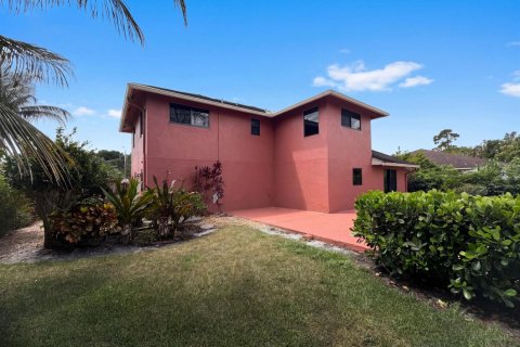 House in Royal Palm Beach, Florida 3 bedrooms, 150.69 sq.m. № 2191966 - photo 5