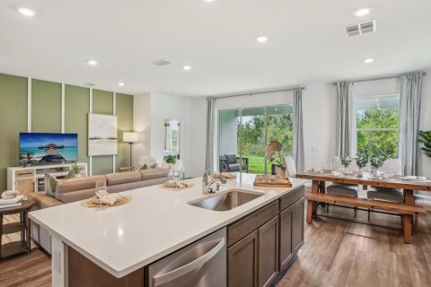 House in Wesley Chapel, Florida 4 bedrooms, 189.99 sq.m. № 1824004 - photo 18