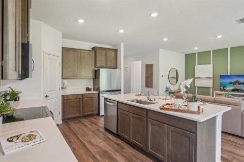 House in Wesley Chapel, Florida 4 bedrooms, 189.99 sq.m. № 1824004 - photo 16