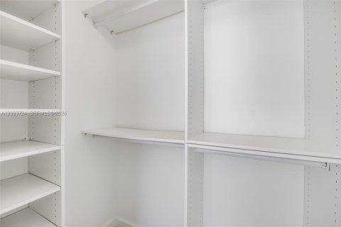 Condominio en alquiler en Miami Beach, Florida, 1 dormitorio, 63.45 m2 № 2069193 - foto 23