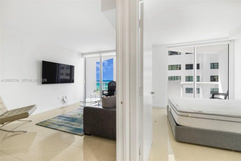 Condominio en alquiler en Miami Beach, Florida, 1 dormitorio, 63.45 m2 № 2069193 - foto 18