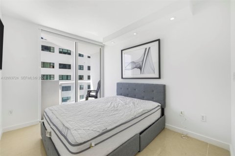 Condominio en alquiler en Miami Beach, Florida, 1 dormitorio, 63.45 m2 № 2069193 - foto 20