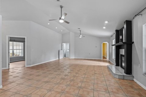 Villa ou maison à vendre à Ocala, Floride: 3 chambres, 206.06 m2 № 2412627 - photo 12