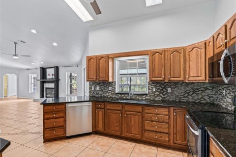 Villa ou maison à vendre à Ocala, Floride: 3 chambres, 206.06 m2 № 2412627 - photo 18