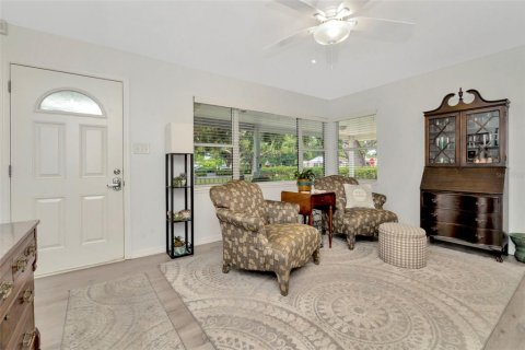 Casa en venta en Gulfport, Florida, 3 dormitorios, 123 m2 № 1826566 - foto 12