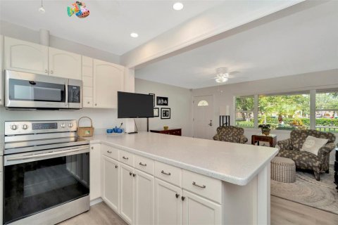 Casa en venta en Gulfport, Florida, 3 dormitorios, 123 m2 № 1826566 - foto 16