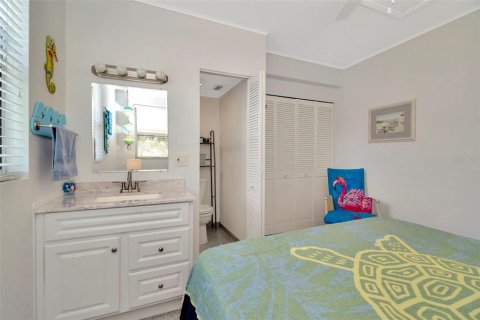 Casa en venta en Gulfport, Florida, 3 dormitorios, 123 m2 № 1826566 - foto 27