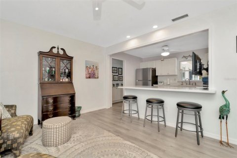 Casa en venta en Gulfport, Florida, 3 dormitorios, 123 m2 № 1826566 - foto 13