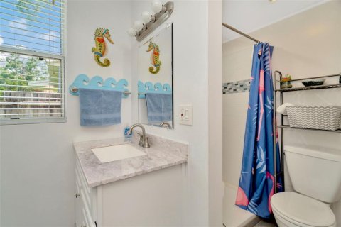 Casa en venta en Gulfport, Florida, 3 dormitorios, 123 m2 № 1826566 - foto 28