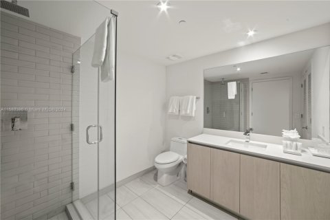 Снять в аренду кондоминиум в Холливуд, Флорида 2 спальни, 98.01м2, № 1958874 - фото 21