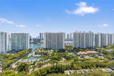 Copropriété à vendre à Aventura, Floride: 2 chambres, 124.4 m2 № 1977565 - photo 7