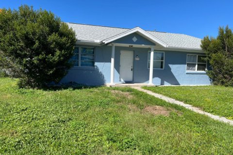 Villa ou maison à North Port, Floride 3 chambres, 112.78 m2 № 2439205