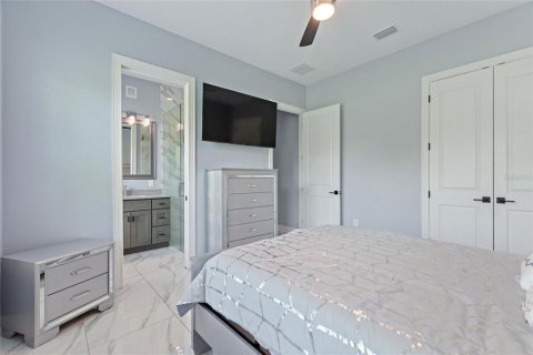 Casa en venta en Davenport, Florida, 6 dormitorios, 392.33 m2 № 1793247 - foto 6