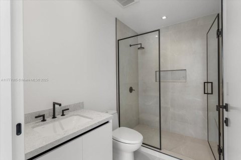 Condo in Fort Lauderdale, Florida, 3 bedrooms  № 1868829 - photo 17