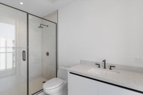 Condo in Fort Lauderdale, Florida, 3 bedrooms  № 1868829 - photo 20