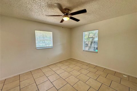 Casa en alquiler en Apopka, Florida, 3 dormitorios, 96.62 m2 № 1898418 - foto 10