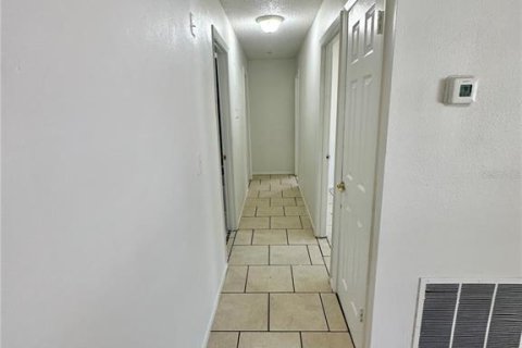 Casa en alquiler en Apopka, Florida, 3 dormitorios, 96.62 m2 № 1898418 - foto 5