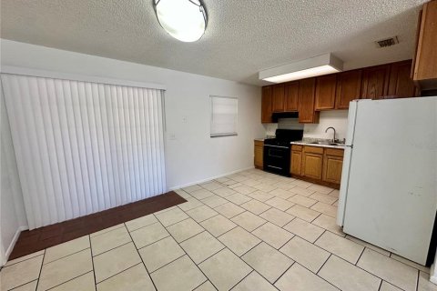 Casa en alquiler en Apopka, Florida, 3 dormitorios, 96.62 m2 № 1898418 - foto 4