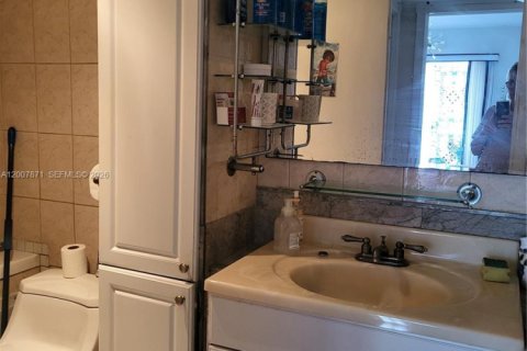 Condo in Boca Raton, Florida, 2 bedrooms № 2071813 - photo 7