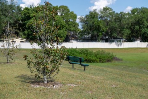 House in Zephyrhills, Florida 3 bedrooms, 139.45 sq.m. № 1919744 - photo 17