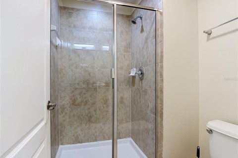Touwnhouse à vendre à Kissimmee, Floride: 4 chambres, 175.03 m2 № 2388328 - photo 14