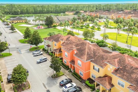 Touwnhouse à vendre à Kissimmee, Floride: 4 chambres, 175.03 m2 № 2388328 - photo 2
