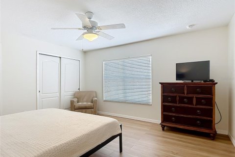 Touwnhouse à vendre à Kissimmee, Floride: 4 chambres, 175.03 m2 № 2388328 - photo 9