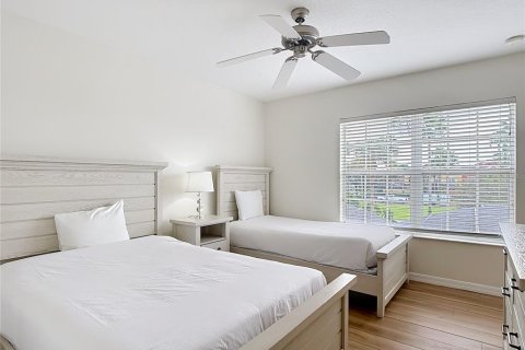 Touwnhouse à vendre à Kissimmee, Floride: 4 chambres, 175.03 m2 № 2388328 - photo 13