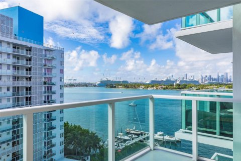 Condo in Miami Beach, Florida, 1 bedroom  № 1956875 - photo 25