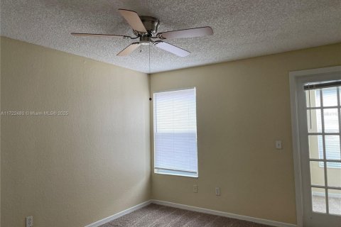 Copropriété à vendre à Orlando, Floride: 1 chambre № 1702441 - photo 12