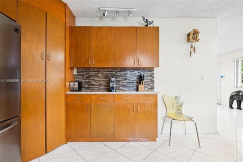 Купить виллу или дом в Хайалиа, Флорида 3 спальни, 199.37м2, № 2060737 - фото 4