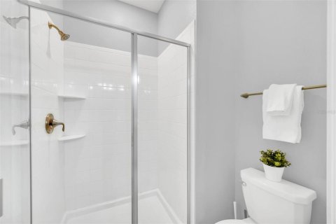 Adosado en venta en Davenport, Florida, 5 dormitorios, 192.49 m2 № 2197278 - foto 30