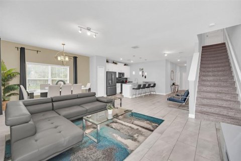 Adosado en venta en Davenport, Florida, 5 dormitorios, 192.49 m2 № 2197278 - foto 21