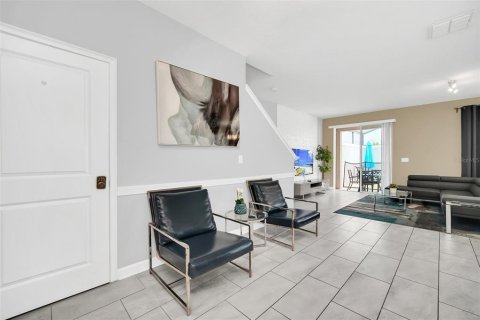 Adosado en venta en Davenport, Florida, 5 dormitorios, 192.49 m2 № 2197278 - foto 6