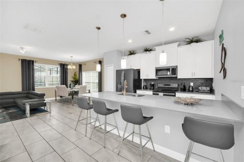 Adosado en venta en Davenport, Florida, 5 dormitorios, 192.49 m2 № 2197278 - foto 7