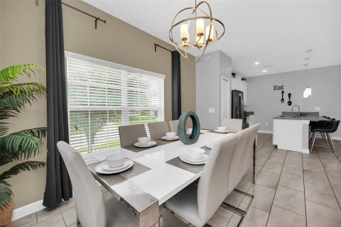 Adosado en venta en Davenport, Florida, 5 dormitorios, 192.49 m2 № 2197278 - foto 15