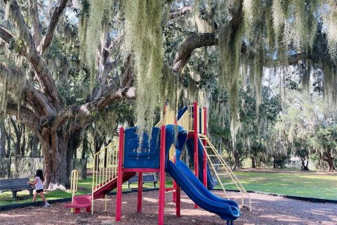 House in Lake Placid, Florida 2 bedrooms, 144 sq.m. № 1914498 - photo 2