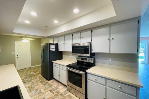 House in Lake Placid, Florida 2 bedrooms, 144 sq.m. № 1914498 - photo 7