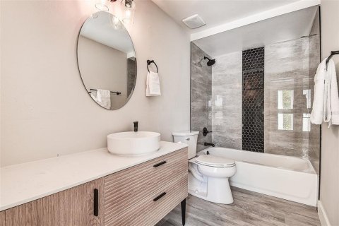 Casa en venta en Tampa, Florida, 3 dormitorios, 132.11 m2 № 1842272 - foto 24