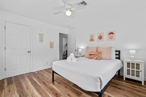 Villa ou maison à vendre à West Palm Beach, Floride: 3 chambres, 90.67 m2 № 2272054 - photo 13