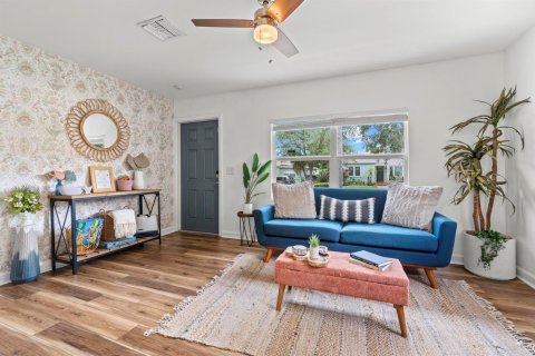 Villa ou maison à vendre à West Palm Beach, Floride: 3 chambres, 90.67 m2 № 2272054 - photo 4