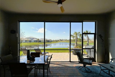House in Saint Lucie, Florida 3 bedrooms, 215.35 sq.m. № 1767820 - photo 30