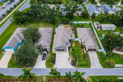 Casa en venta en Sarasota, Florida, 3 dormitorios, 156.82 m2 № 1515018 - foto 3