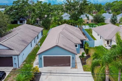 Casa en venta en Sarasota, Florida, 3 dormitorios, 156.82 m2 № 1515018 - foto 2