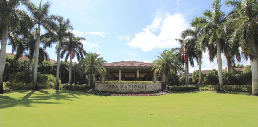 Adosado en Palm Beach Gardens, Florida 2 dormitorios, 138.24 m2 № 1121128