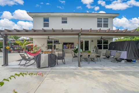 Casa en venta en Miami, Florida, 4 dormitorios, 204.76 m2 № 1984392 - foto 26
