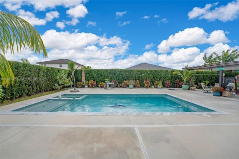 Casa en venta en Miami, Florida, 4 dormitorios, 204.76 m2 № 1984392 - foto 30