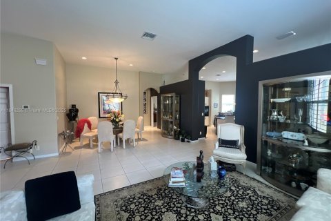 Купить виллу или дом в Делрей-Бич, Флорида 2 спальни, 191.1м2, № 1958376 - фото 9