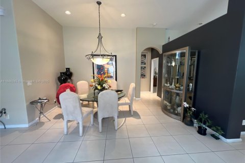 Купить виллу или дом в Делрей-Бич, Флорида 2 спальни, 191.1м2, № 1958376 - фото 12