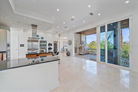 House in Sarasota, Florida 6 bedrooms, 659.51 sq.m. № 2121739 - photo 29